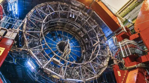 Fot: Widok eksperymentu ALICE w CERN. Źródło: Julien Ordan, CERN