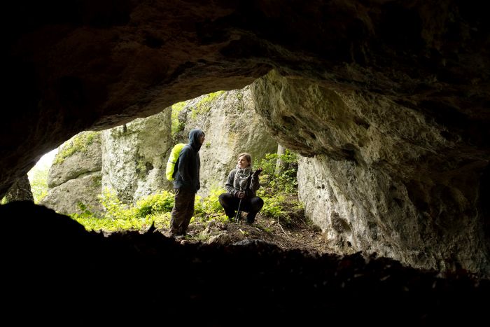 Otwór wejściowy do jaskini Tunel Wielki (fot. Miron Bogacki)