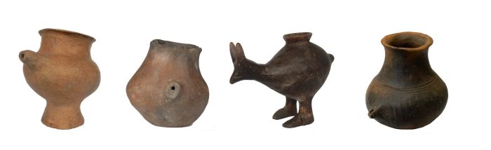 Naczynia do karmienia małych dzieci, późny okres Epoki Brązu. Naczynia pochodzą z Wiednia,  Oberleis, Vösendorf i Franzhausen-Kokoron, datowane są na ok. 1200–  800 r p.n.e.   Fot. Katharina Rebay-Salisbury