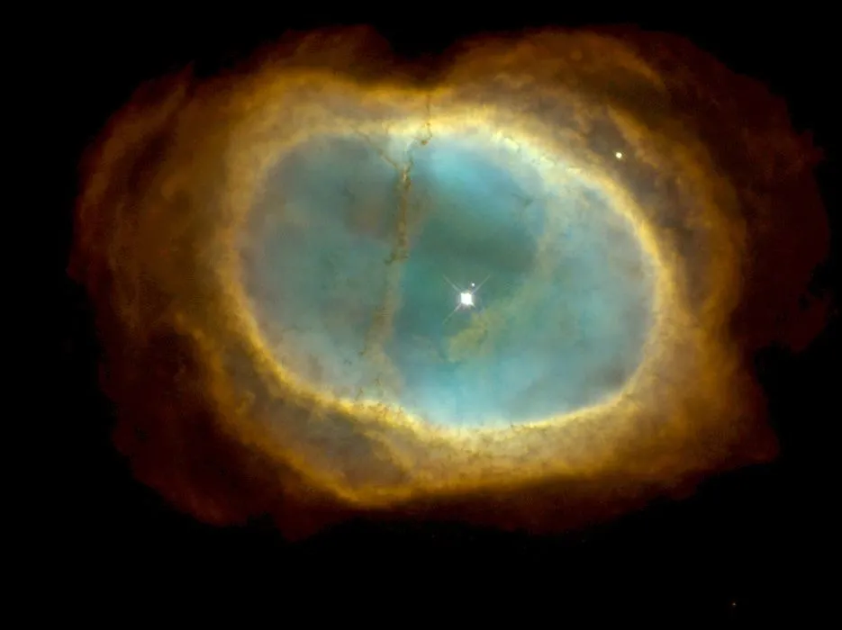 Mgławica planetarna Pierścień Południowy (HST)  Hubble Heritage Team (STScI/AURA/NASA/ESA) - http://www.spacetelescope.org/images/opo9839a/ (direct link)   