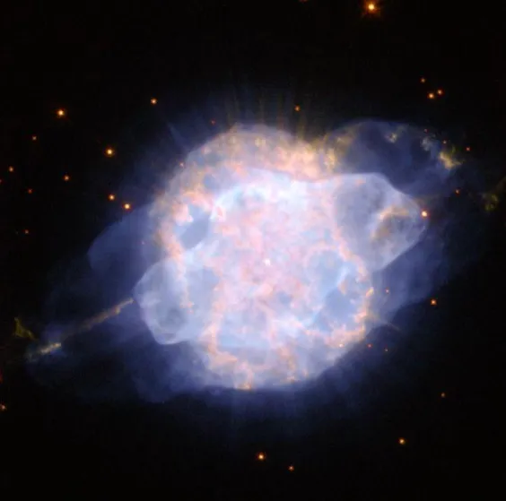 Photo: ESA/Hubble and NASA http://www.spacetelescope.org/images/potw1015a/
