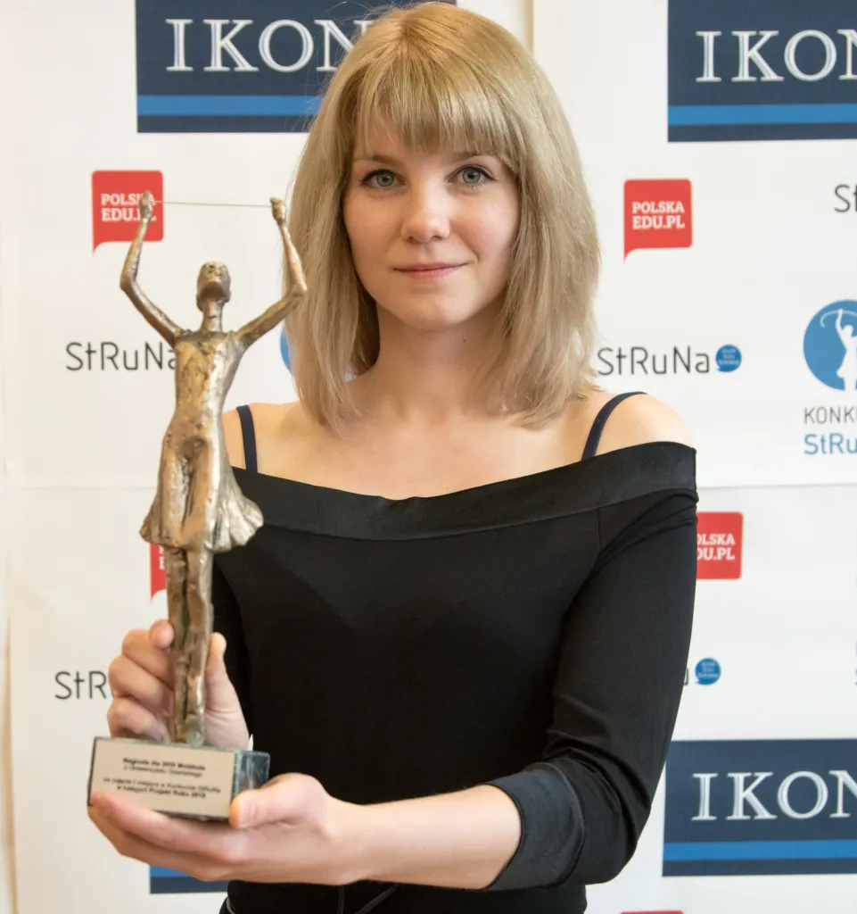 Na zdjęciu Karolina  Pierzynowska z SKN „Molekuła” Uniwersytetu Gdańskiego; fot. Weronika Wysocka