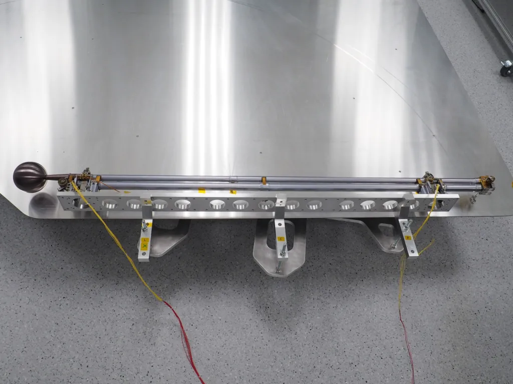 Złożony wysięgnik ma 1,5 długości, fot. Astronika