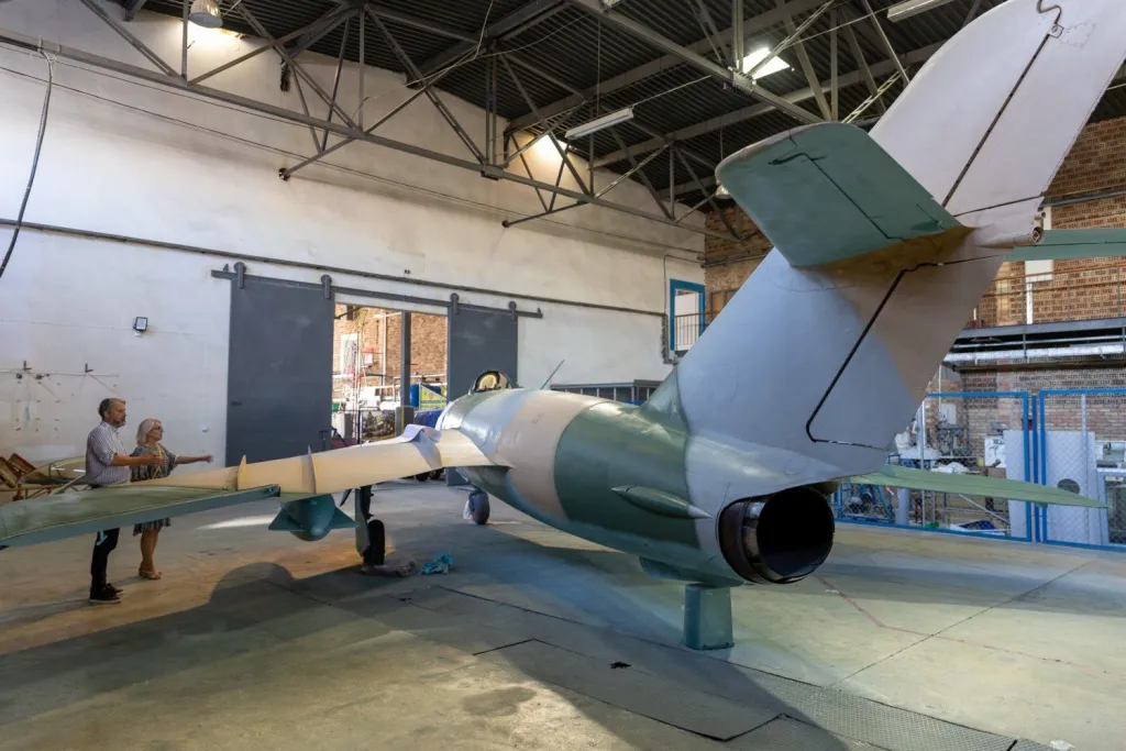 LIM-5 pomalowany na Politechnice Białostockiej trafi do Muzeum Wojska w Białymstoku. Fot. Agnieszka Sakowicz-Stasiulewicz