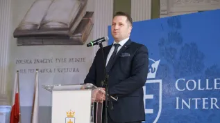 Minister edukacji i nauki Przemysław Czarnek podczas konferencji inaugurującej powstanie Collegium Intermarium – międzynarodowej szkoły wyższej, która rozpocznie swoją działalność w roku akademickim 2021/2022, 28 bm. w Warszawie. PAP/Mateusz Marek 28.05.2021