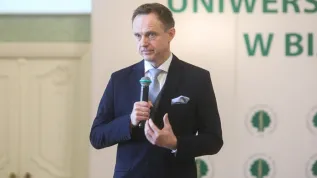 Białystok. Rektor elekt UMB prof. Marcin Moniuszko na wyborach rektora Uniwersytetu Medycznego w Białymstoku, 15 bm. w Pałacu Branickich. (aldg) PAP/Artur Reszko