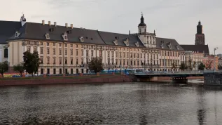 07.10.2011. Gmach Uniwersytetu Wrocławskiego. PAP/Maciej Kulczyński