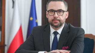  21.03.2025. Minister nauki i szkolnictwa wyższego Marcin Kulasek podczas wywiadu dla Polskiej Agencji Prasowej w siedzibie ministerstwa w Warszawie. PAP/Piotr Nowak