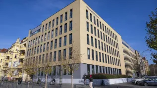 05.11.2024. Budynki kampusu Uniwersytetu Medycznego im. Piastów Śląskich we Wrocławiu, 5 bm. PAP/Maciej Kulczyński