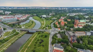 Widok na Wartę i Ostrów Tumski w Poznaniu, fot. Adobe Stock