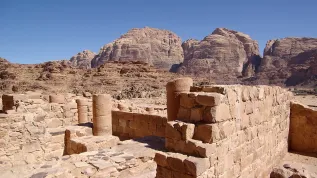 Świątynia nabatejska bogini Allat w Wadi Rum. Fot. materiały prasowe