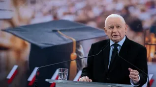 Prezes PiS Jarosław Kaczyński przemawia podczas organizowanego przez PiS wydarzenia „Myśląc Polska – Alternatywa 2.0: „Silna Nauka- Suwerenna Polska" w Audytorium Novum PB, 11 bm. (aldg) PAP/Agnieszka Bielecka