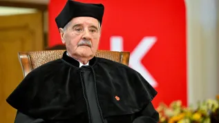 30.04.2026. Kardiolog, prof. Jacek Dubiel uhonorowany tytułem Doctora Honoris Causa Uniwersytetu Jana Kochanowskiego w Kielcach. PAP/Piotr Polak