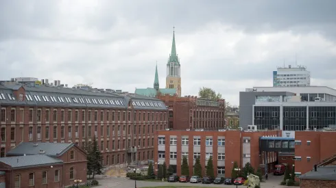 Łódź, 20.04.2016. Kampus Politechniki Łódzkiej (gm/nlat) PAP/Grzegorz Michałowski