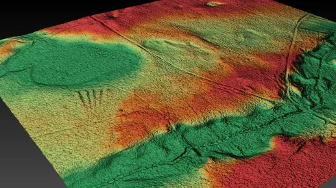 Wizualizacja 3D pierwszego z odkrytych w Wielkopolsce cmentarzysk megalitycznych w okolicy Rokietnicy. Wyk T. Wiktorzak