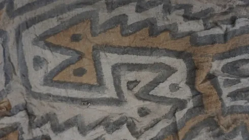 Detal malowanej tkaniny wykonanej pomiędzy 772 i 989 r n.e., fot. Ł.Majchrzak