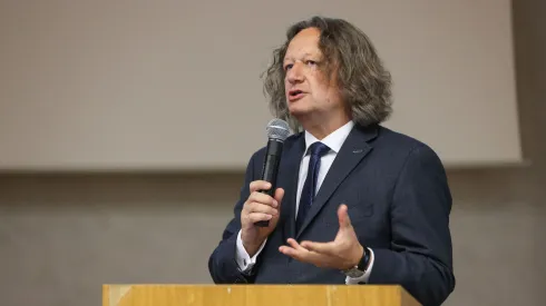 19.06.2024. Rektor Uniwersytetu Śląskiego prof. dr hab. Ryszard Koziołek. PAP/Kasia Zaremba