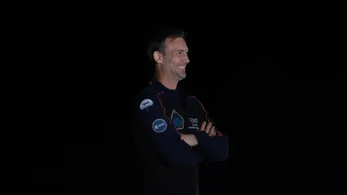 Floryda, 25.06.2025. Na zdjęciu z 24 bm. Sławosz Uznański-Wiśniewski podczas pożegnania astronautów w Centrum Kosmicznym Johna F. Kennedy’ego na przylądku Canaveral w amerykańskim stanie Floryda. Trwają przygotowania do wystrzelenia rakiety Falcon 9 z kapsułą Crew Dragon, która w ramach misji Axiom-4 ma zabrać czwórkę astronautów, w tym Sławosza Uznańskiego-Wiśniewskiego na Międzynarodową Stację Kosmiczną (ISS). PAP/Leszek Szymański