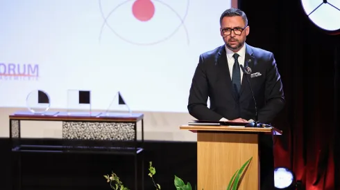 Kraków, 15.10.2025. Minister nauki i szkolnictwa wyższego Marcin Kulasek podczas wręczenia Nagrody Narodowego Centrum Nauki dla młodych naukowców. PAP/Łukasz Gągulski