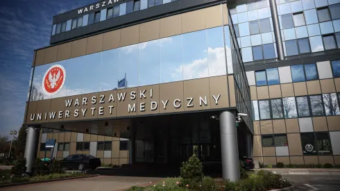  Warszawa, 16.04.2026. Siedziba rektoratu Warszawskiego Uniwersytetu Medycznego. PAP/Leszek Szymański