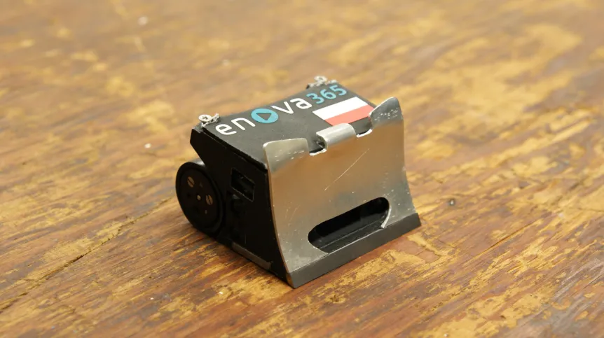 Robot Enova 365. Source: www.enova.pl