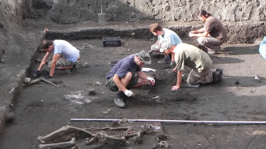 Archeolodzy przy pracy na poznańskiej Śródce. Fot. P. Pawlak