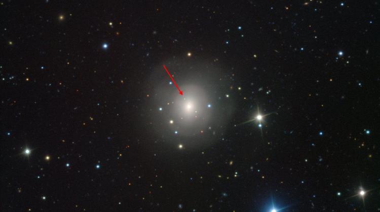 The image of the galaxy NGC 4993 shows the visible-light counterpart to a merging neutron star pair GW170817 (indicated with the arrow). The image taken with the VIMOS instrument on ESO’s Very Large Telescope at the Paranal Observatory in Chile. Source: ESO. 