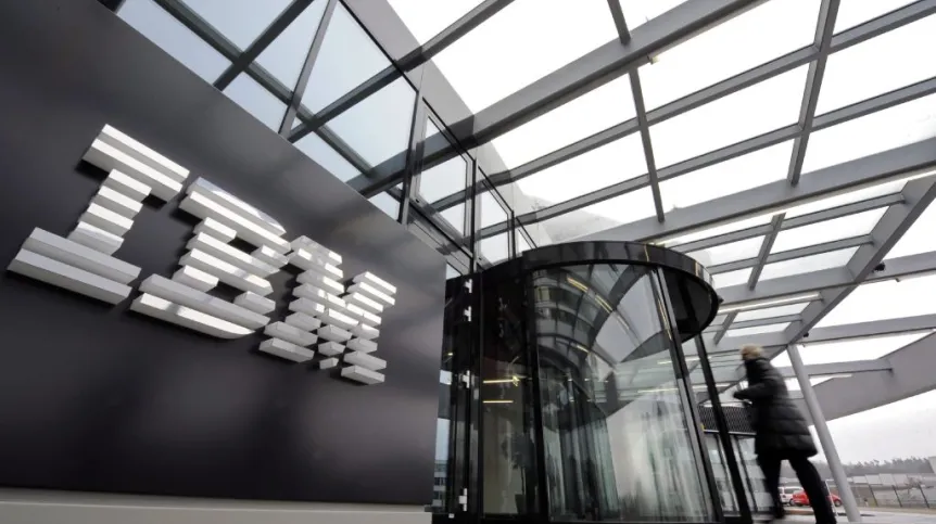 Ehingen. siedziba IBM w Niemczech. 12.11.2009 r. Fot. PAP/EPA/MARIJAN MURAT