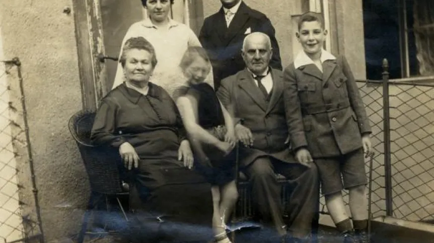 Kaethe i Fritz Warschawski z dziećmi – pierwsi Żydzi, którzy w 1933 r. opuścili Goerlitz; foto: Michael Guggenheimer