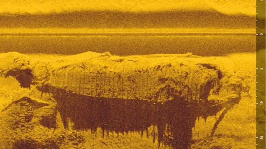 The boat discovered near Łomianki Dolne - sonar image, credit: A. Szerszeń