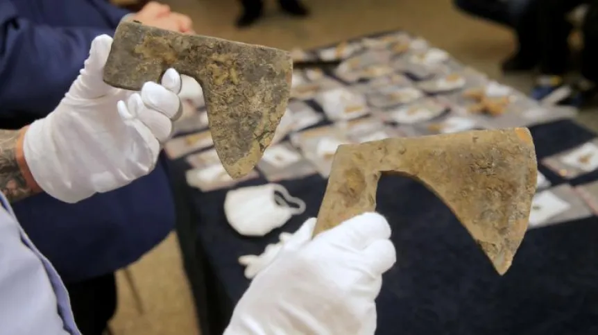 Battle axes presented at the press conference on the finds from this year's search in the fields of Grunwald, May 29, at the Museum of the Battle of Grunwald in Stębark. Detectorists and archaeologists searched nearly 60 hectares of fields around Grunwald. The finds include two well-preserved battle axes used in the greatest medieval battle of 1410. The find is dated to the 15th century. PAP/Tomasz Waszczuk 29.08.2020