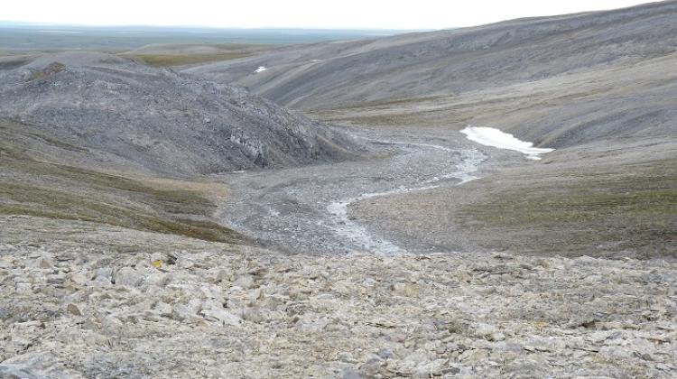 Carbonate rocks from Taymyr in Siberia emitting methane© Dmitry Zastrozhnov, press release