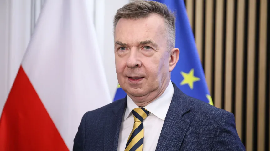 12.04.2024. Minister nauki Dariusz Wieczorek podczas konferencji prasowej dot. zwiększenia środków finansowych na pomoc materialną dla studentów, 12 bm. w siedzibie Ministerstwa Nauki i Szkolnictwa Wyższego w Warszawie. PAP/Albert Zawada