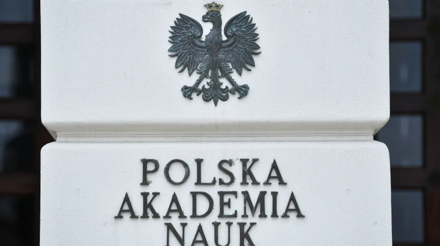 07.04.2021. Pałac Staszica w Warszawie, siedziba Polskiej Akademii Nauk.PAP/Radek Pietruszka