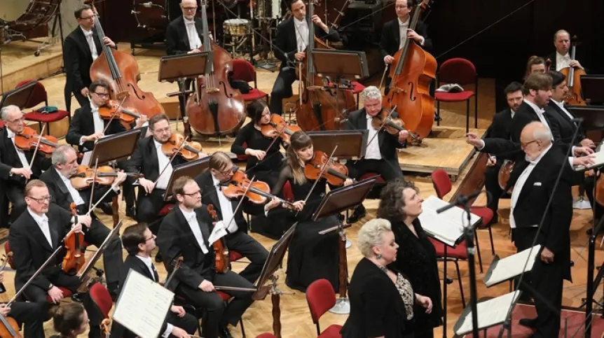 Warsaw, 21.03.2018. Conductor Krzysztof Penderecki (R) during a concert as part of the 22nd Beethoven Festival, March 21, at the Concert Hall of the National Philharmonic in Warsaw. PAP/Paweł Supernak