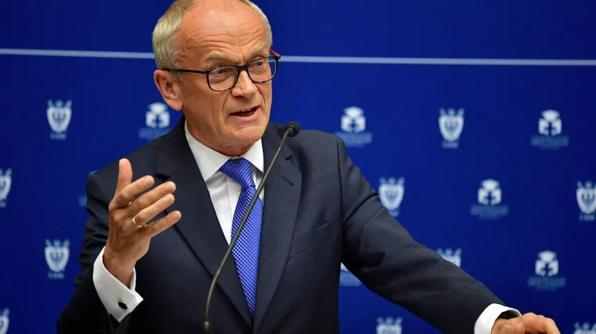 14.06.2023. Rektor Uniwersytetu Medycznego im. Piastów Śląskich we Wrocławiu prof. dr hab. n. med. Piotr Ponikowski. PAP/Sebastian Borowski
