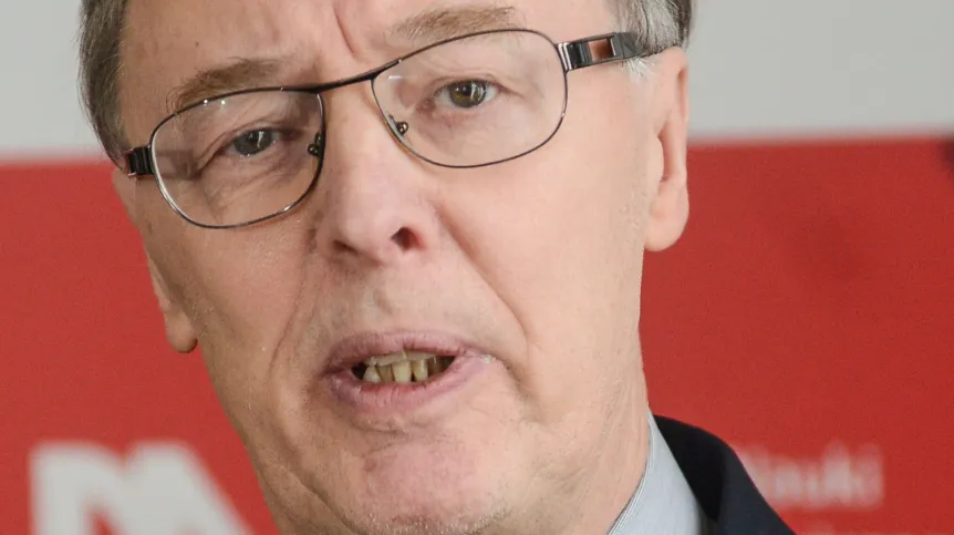 14.04.2016. Professor Tomasz Dietl. PAP/Jakub Kamiński