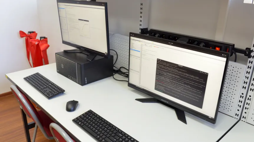 Laboratorium Systemów Radarowych. Fot. Krzysztof Krzempek/PG