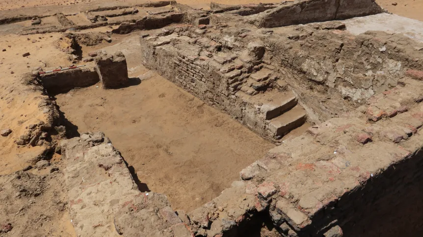  Dongola, tzw. Dom Króla. Fot. Maciej Wyzgol/ CAS UW.