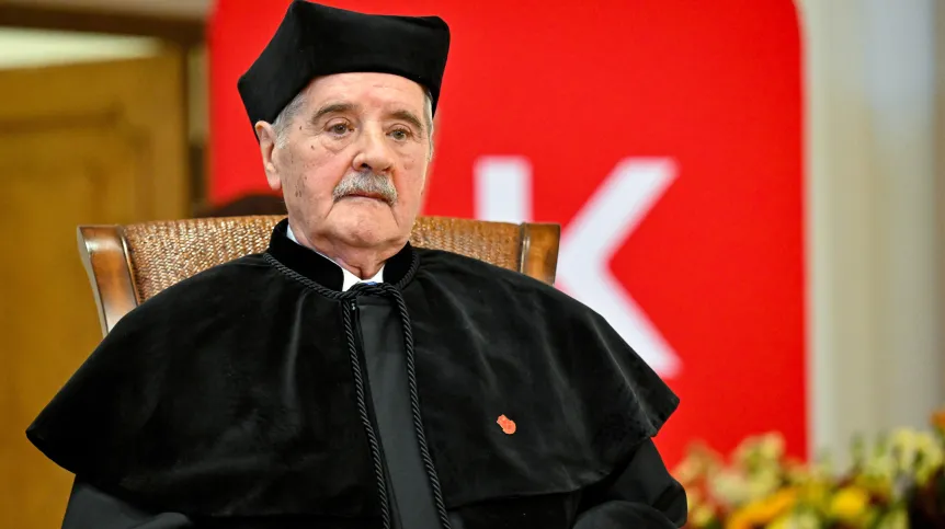 30.04.2026. Kardiolog, prof. Jacek Dubiel uhonorowany tytułem Doctora Honoris Causa Uniwersytetu Jana Kochanowskiego w Kielcach. PAP/Piotr Polak
