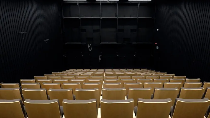 Wnętrze budynku jednego z wydziałów Uniwersytetu Śląskiego (nlat) PAP/Andrzej Grygiel