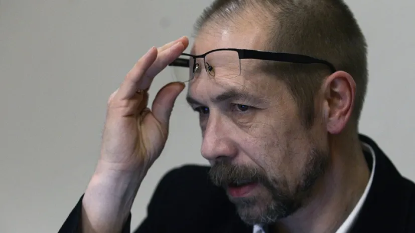 Krytyk literacki, profesor literatury współczesnej, pracownik Instytutu Filologii Polskiej UAM Przemysław Czapliński (ar/awol) PAP/Andrzej Rybczyński