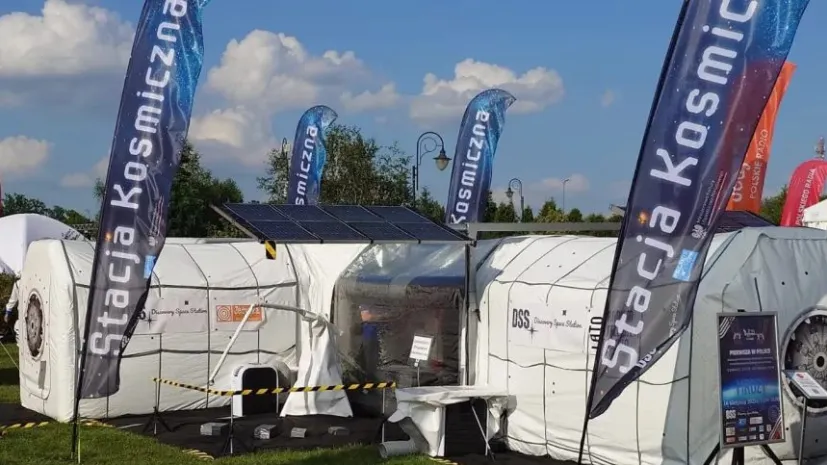 Stacja DSS. Źródło: Stowarzyszenie POLARIS-OPP